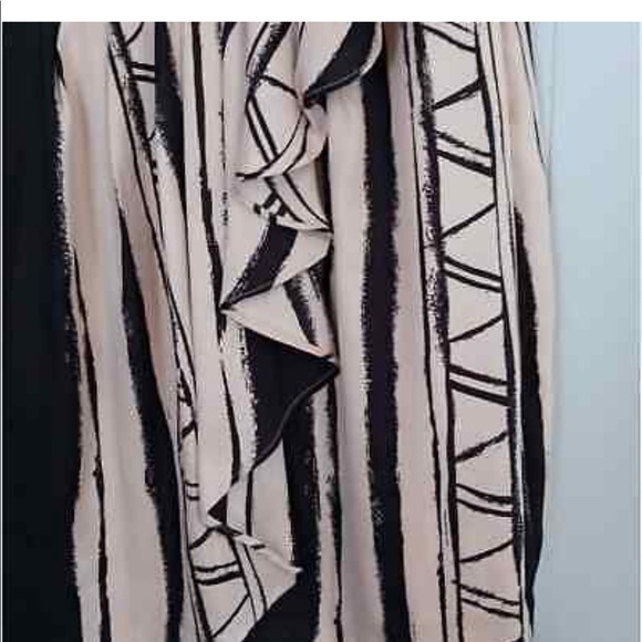 BCBG black and white one shoulder dress - Picture 4 of 4